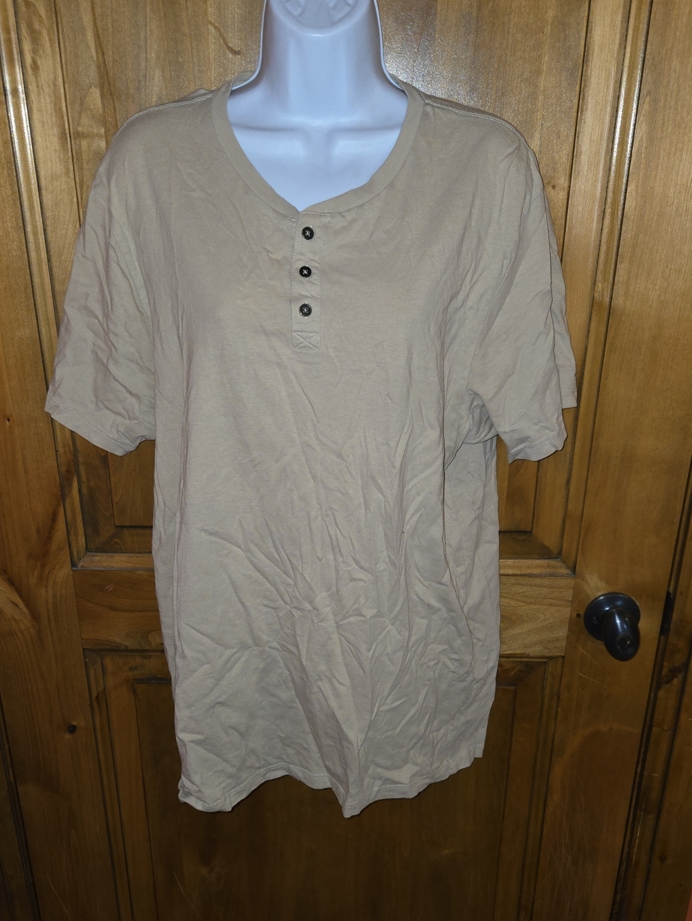 Cotton On Men's Short-Sleeve Henley in Light Beige